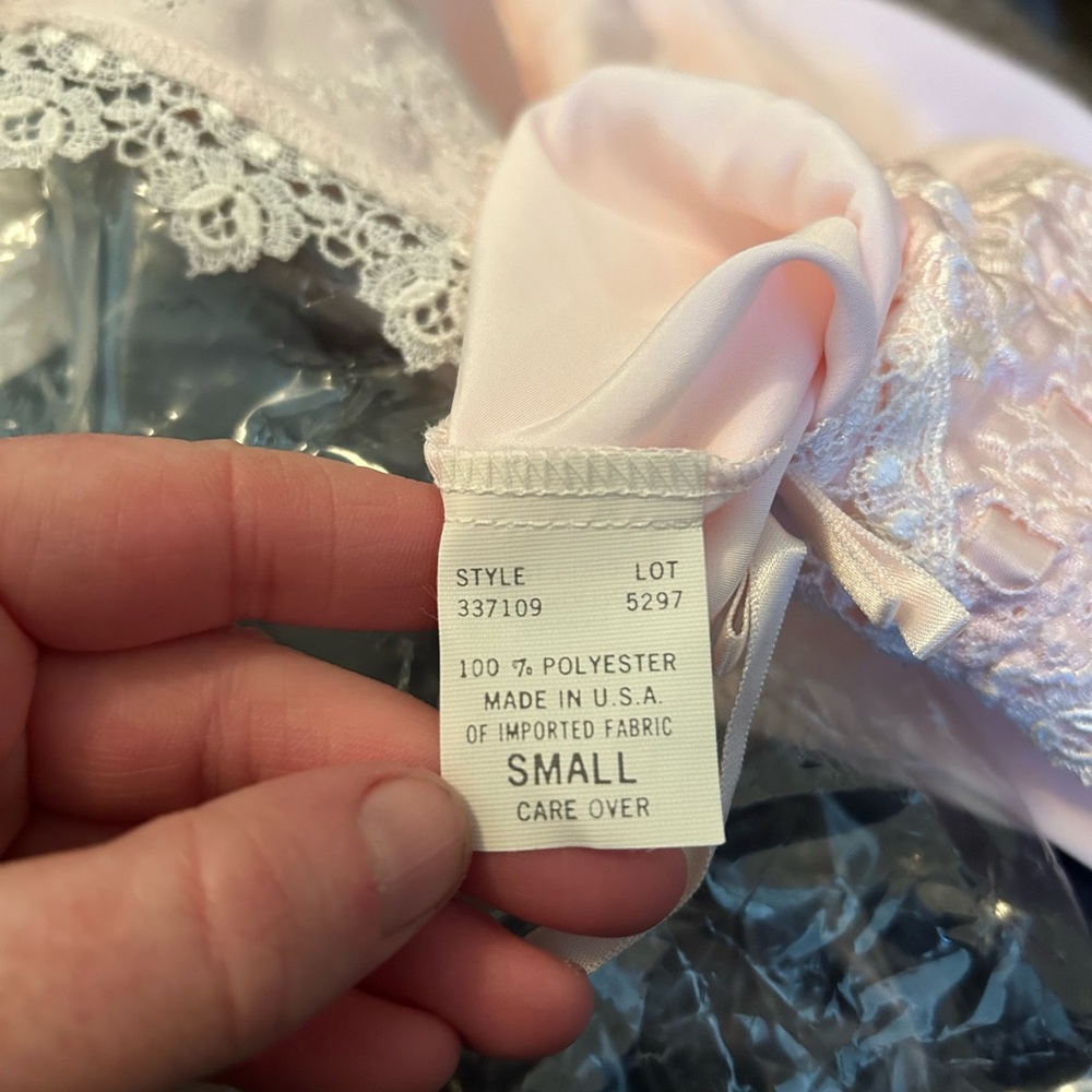 Vintage Dior night gown - Picture 2 of 5